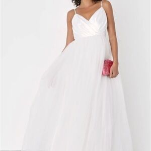 NWT Lulus Spellbinding Beauty White Glitter Sleeveless Tulle Gown